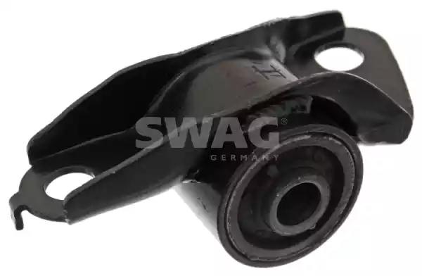 Опора, важіль підвіски 83942343 SWAG