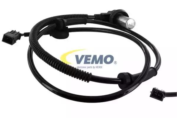 Датчик, кількість обертів колеса V107209171 VEMO