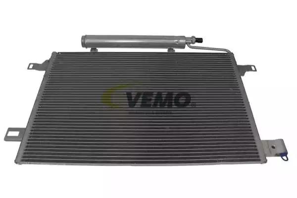 Конденсатор, система кондиціонування повітря V15621032 VEMO