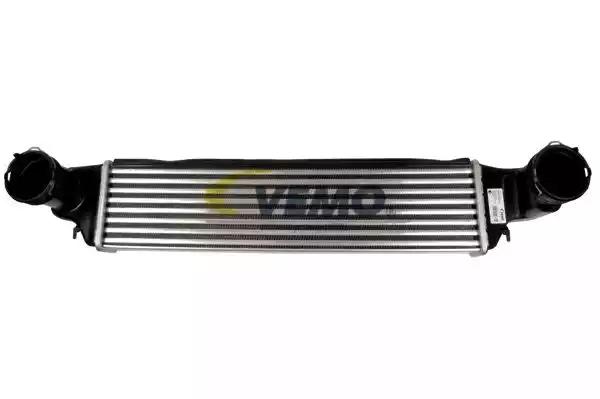 Охолоджувач наддувального повітря V20600013 VEMO