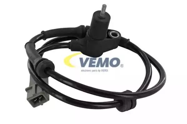 Датчик, кількість обертів колеса V22720081 VEMO