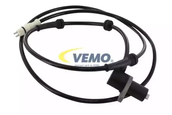 Датчик, кількість обертів колеса V24720126 VEMO