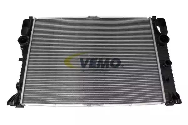Радіатор, система охолодження двигуна V30601290 VEMO