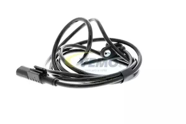 Датчик, кількість обертів колеса V30720758 VEMO