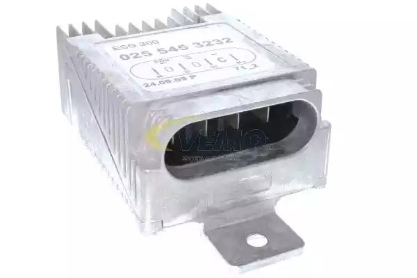 Регулятор, компресор салону V30790012 VEMO