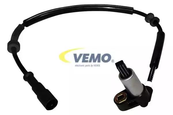 Датчик, кількість обертів колеса V46720053 VEMO