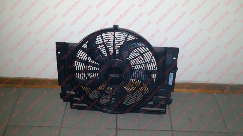 Вентилятор, система охолодження двигуна 8EW351105101 BEHR HELLA