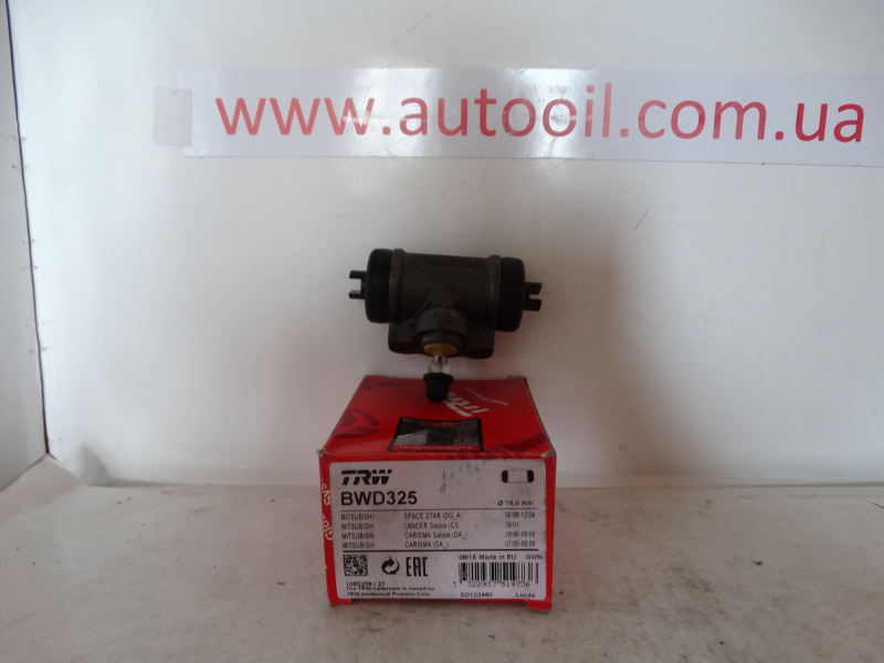 Колесный тормозной цилиндр BWD325 TRW