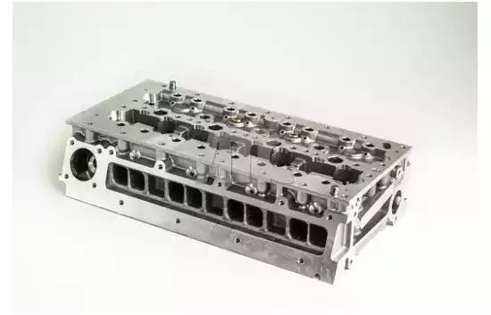 Glowica silnika 908345 AMC