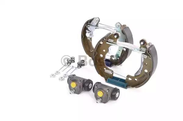 Комплект гальмівних колодок 0204114200 BOSCH
