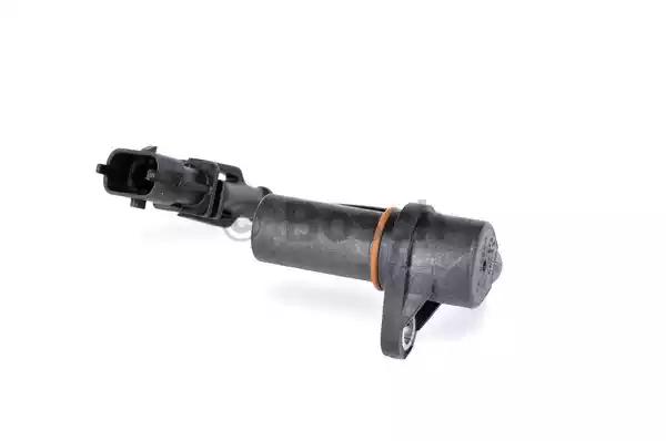 Датчик частоти обертання управління двигуном 0281002513 BOSCH