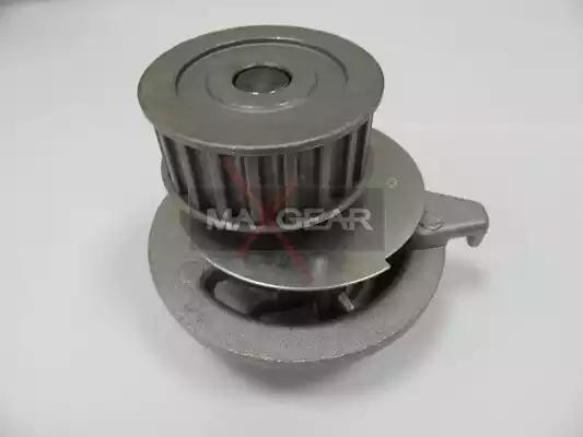 Насос охолоджувальної рідини, охолодження двигуна 470032 MAXGEAR