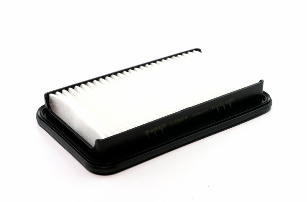 Фільтр повітряний suzuki swift iii liana 1.3/1.5/1.6 05-10 SX3028 SHAFER