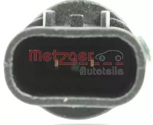 Вимикач ліхтаря заднього ходу 0912096 METZGER