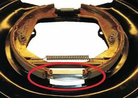 Комплект приладдя, колодка стоянкового гальма 1050481 METZGER